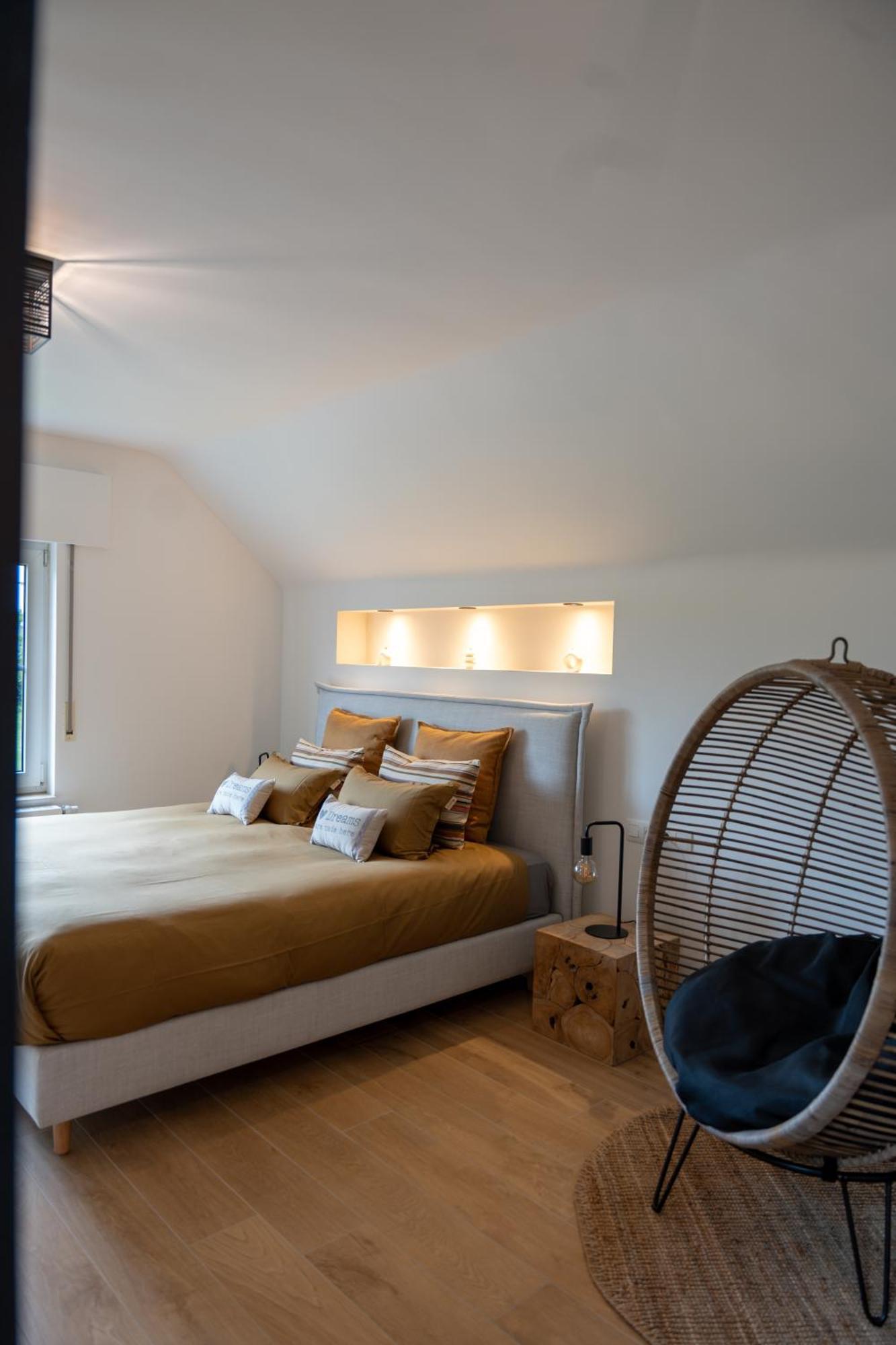 Le Cocon De Jeanne Hotel Hannut Exterior photo