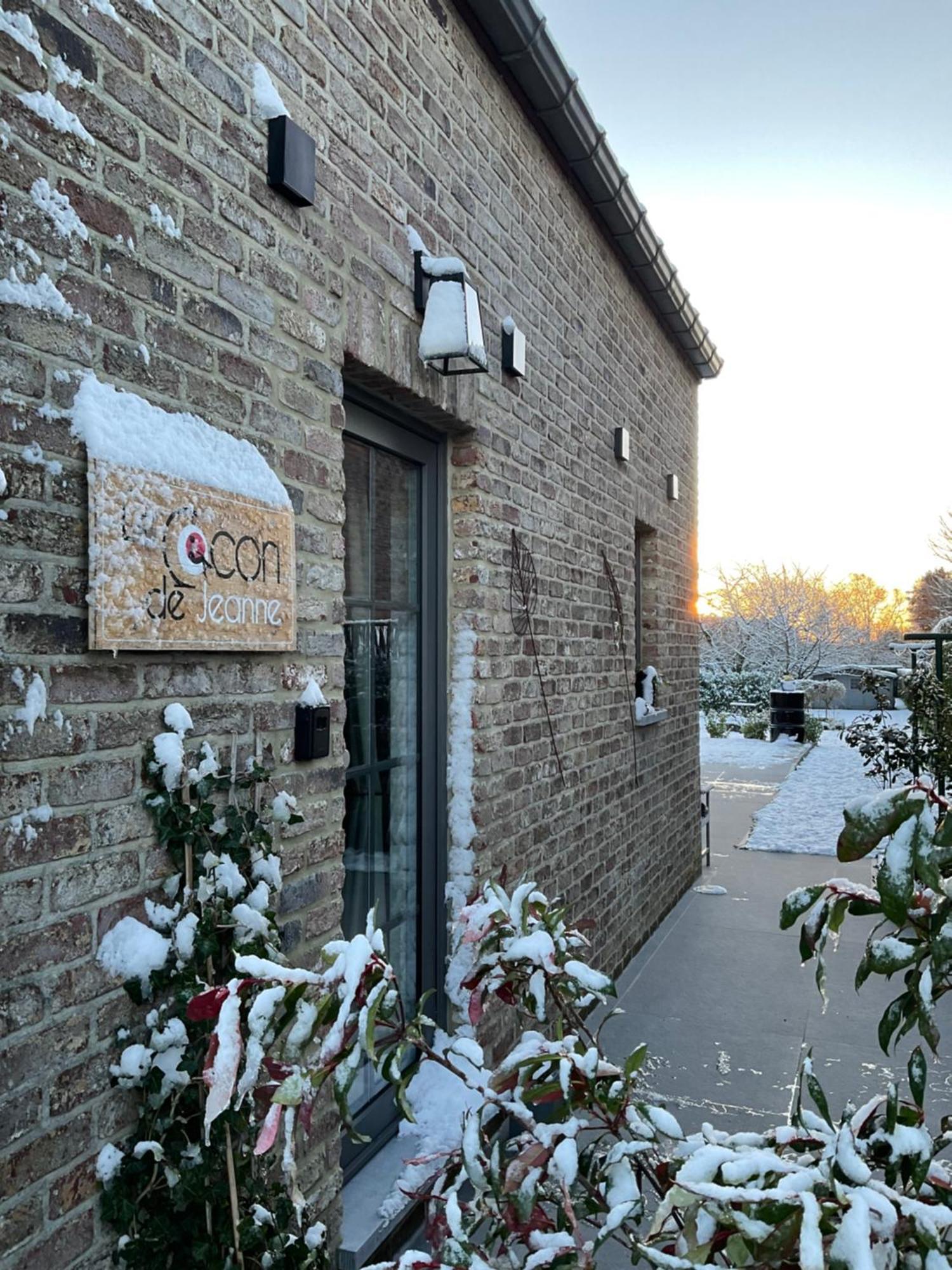 Le Cocon De Jeanne Hotel Hannut Exterior photo